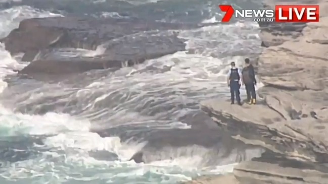 Rock fisherman has been swept off the beach at Sydney's Kurnell