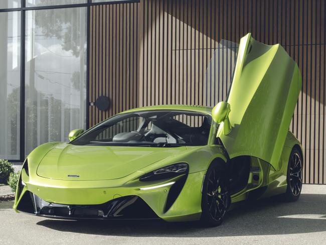 EMBARGO FOR TWAM 29 APRIL 2023. FEE MAY APPLY. Mclaren Artura, Performance Hybrid Supercar. Photo: Supplied