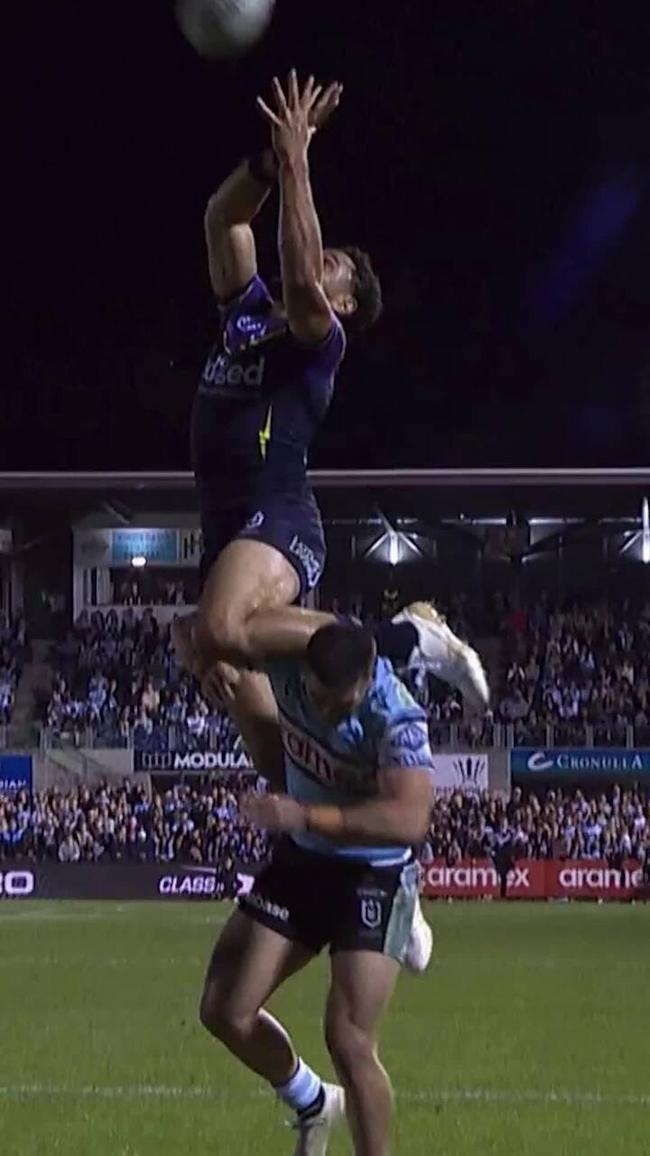 Coates scores from the ‘Mark of the Year’
