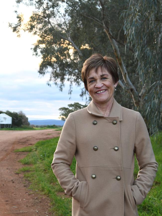 Murray MP Helen Dalton welcomes news that the NSW government will relax border restrictions.