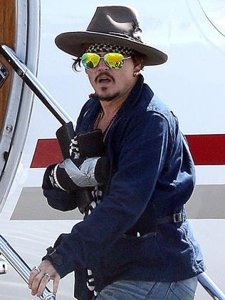 Johnny Depp has witnesses, photo evidence against Amber Heard: report ...