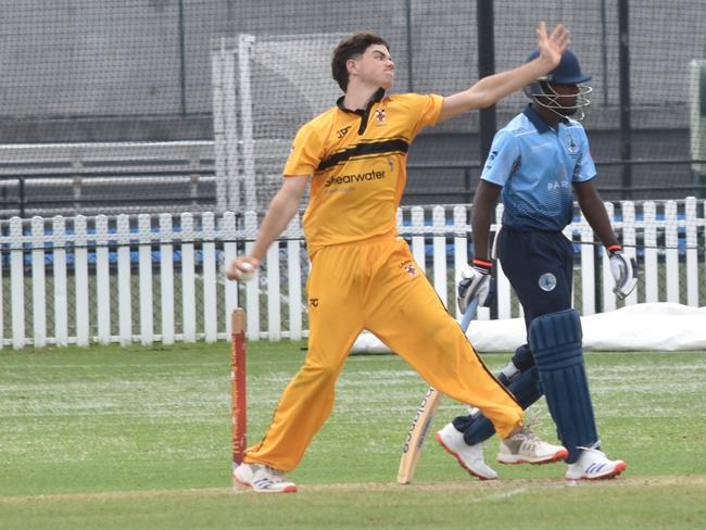 Stian Constable prepares to deliver. Picture: Sean Teuma.