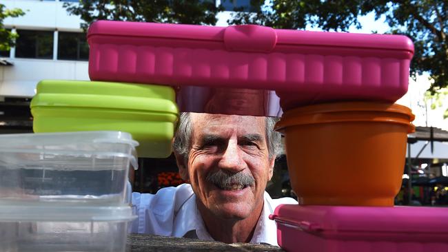 <s1>Foodbank Northern Territory's Peter Fisher with smaller versions of the giant purple lunch box to be installed in Smith Street Mall</s1>. <source>Picture: JUSTIN KENNEDY</source>
                     
                        <source/>