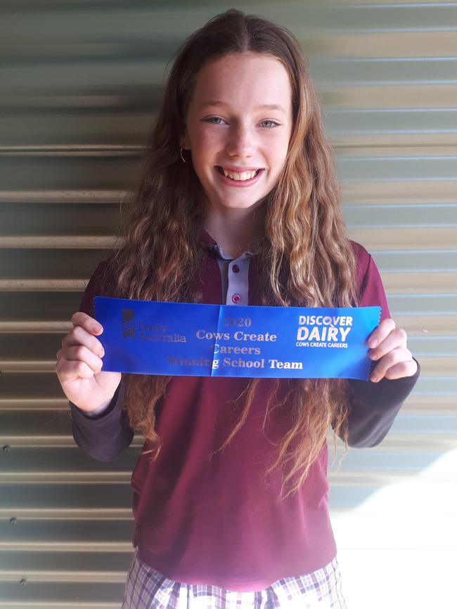 Alstonville High School student Zoe Ball with her award for best individual entry.