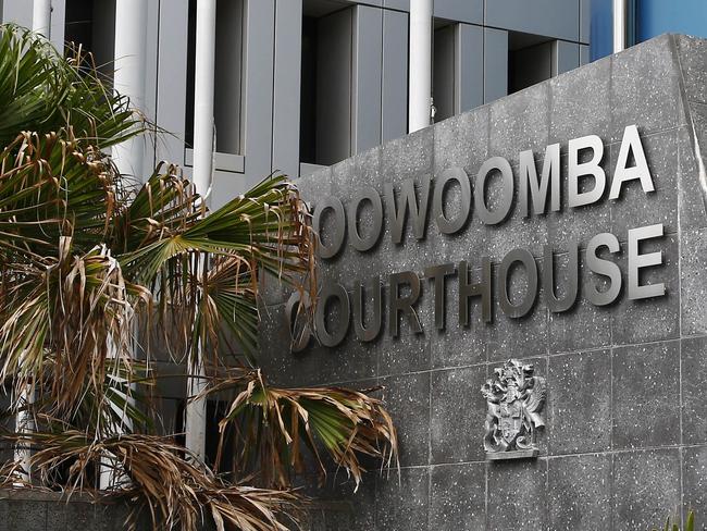 Man accused of grabbing woman in headlock claims self defence