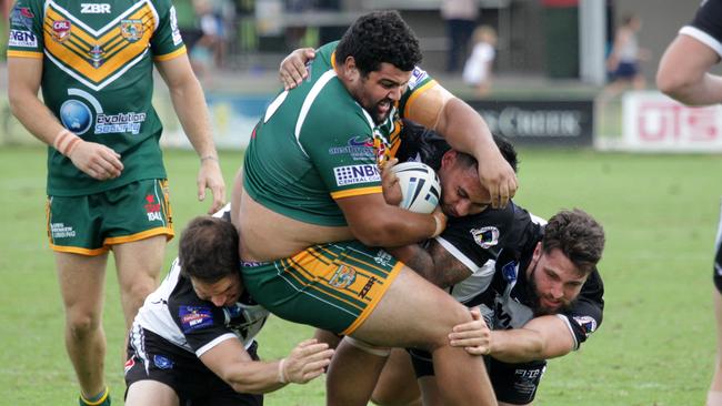 Shaquai Mitchell in action for the Wyong Roos.