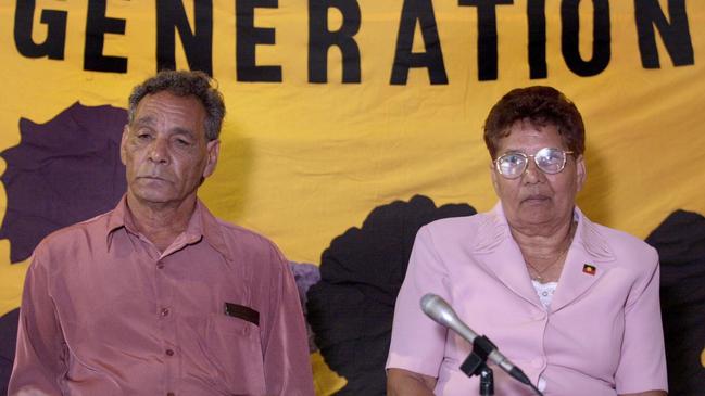 Peter Gunner and Lorna Cubillo after the judgment of an Aboriginal Stolen Generation compensation court case in the Federal Court., in Darwin on August 11, 2000.