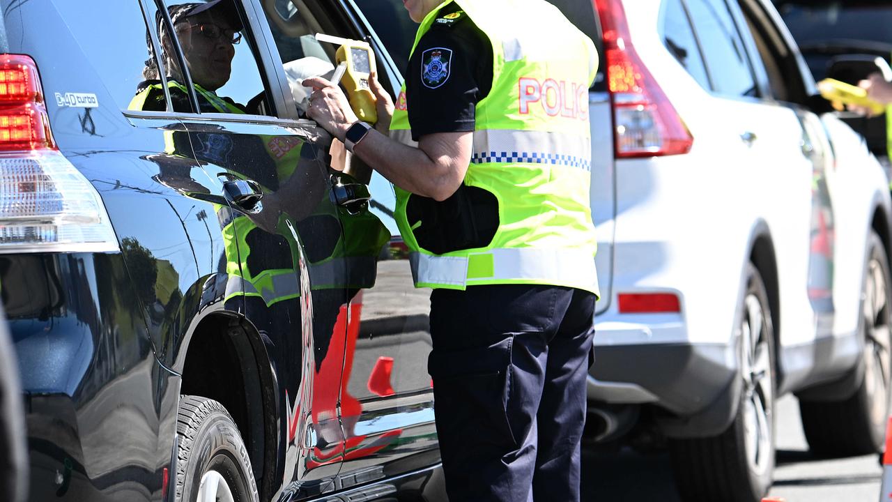 Queensland police conduct random breath tests in Brisbane. File picture: Lyndon Mechielsen/Courier Mail