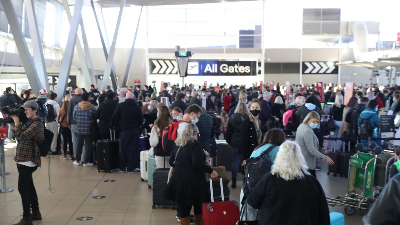 More than 40 companies affiliated with Sydney airport are looking to hire 5000 new employees. Picture: John Grainger