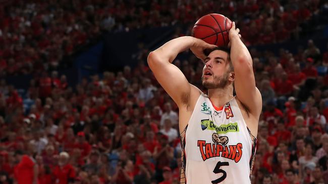 Mirko Djeric in action for the Taipans. (Photo by Paul Kane/Getty Images)