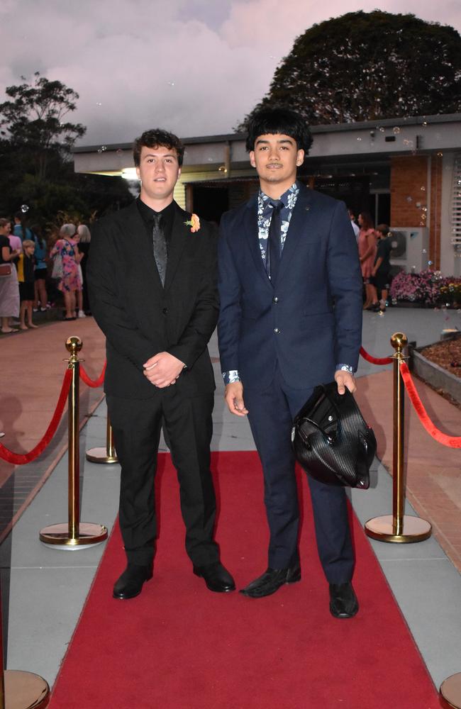 Students arrive at Noosa District State High School formal.