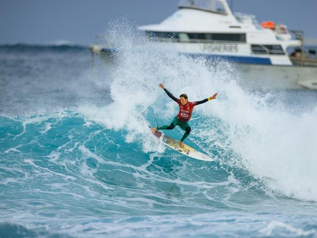 Sally Fitzgibbons is searching for the Matt Dunbar/World Surf League via Getty Images)