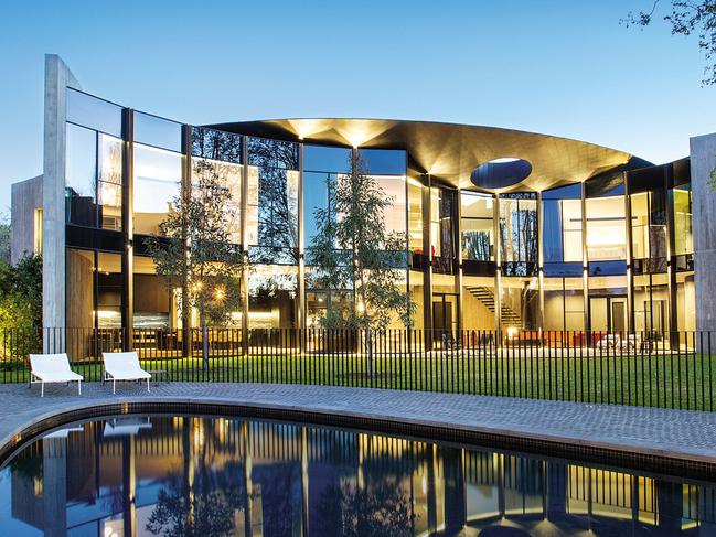 9 Towers Rd Toorak, for Herald Sun realestate