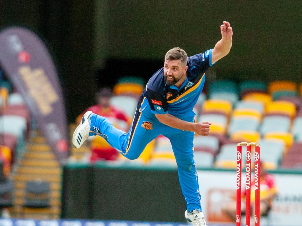 Gold Coast Thunder bowler Phil Tunnicliffe in action during the Bulls Masters Country Challenge T20 final at the Gabba on Sunday. Picture: ROBERT JONES/ACTION PHOTOS