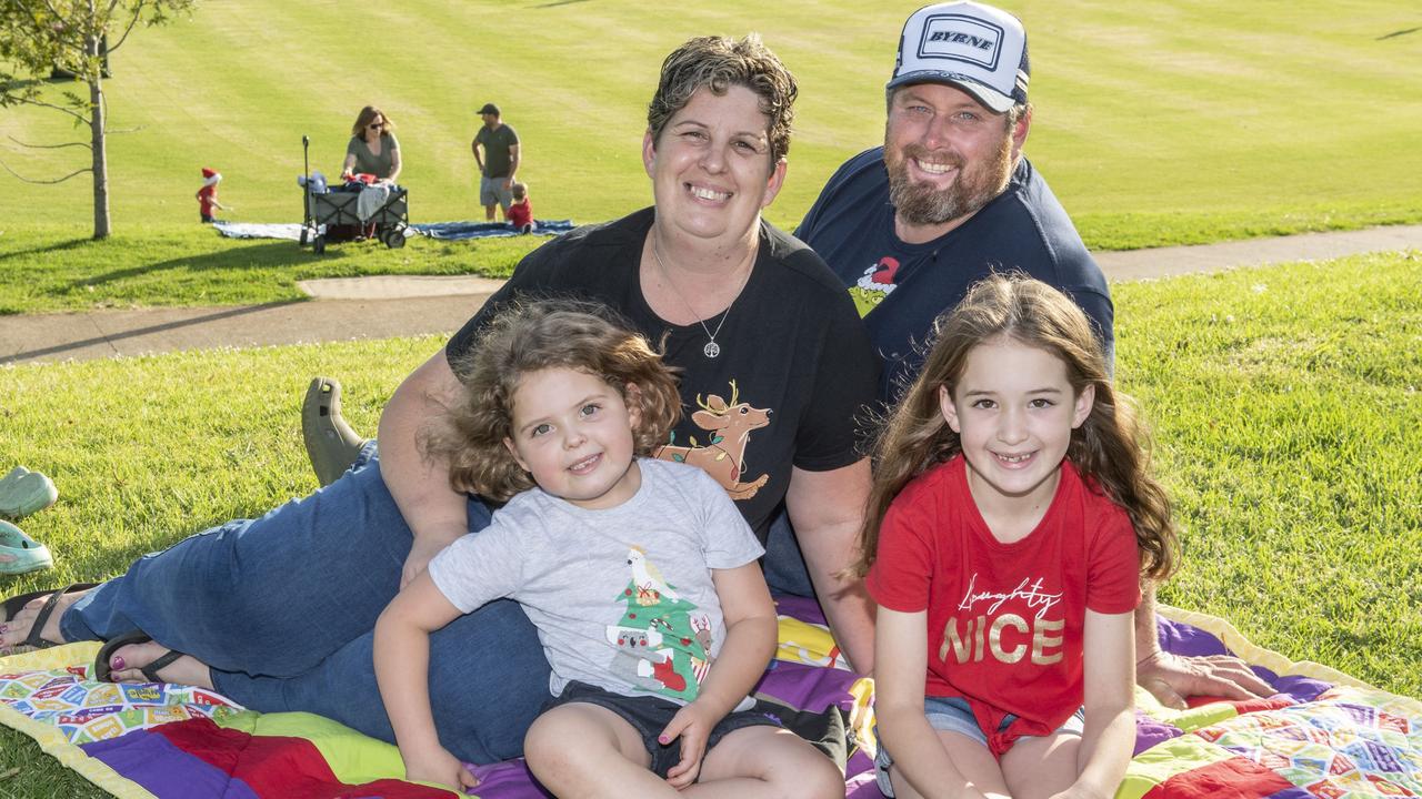 Kylie and Corrie Bannerman with their daughters Aleisha and Chelsea. Triple M Mayoral Carols by Candlelight. Sunday, December 11, 2022. Picture: Nev Madsen.