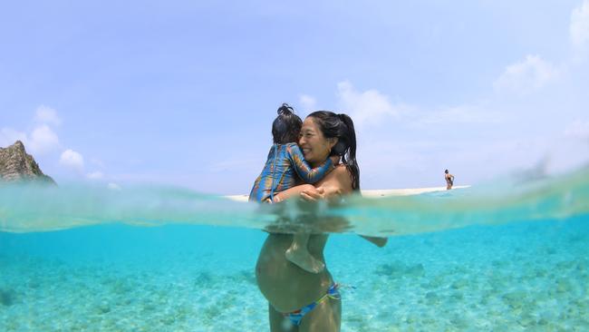 Sachiko Fukumoto pictured with her daughter Mila while pregnant with Kai. Photo: Kazunori Nagatani