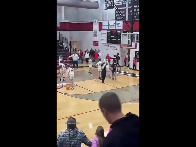 Wild high school basketball brawl