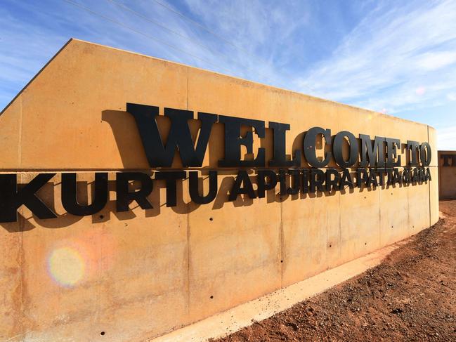 Tennant Creek welcome sign. Picture: (A)manda Parkinson