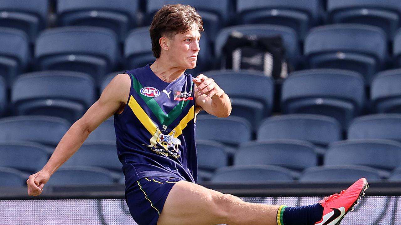 Neil Erasmus made the move into the midfield at Subiaco this year. Picture: Michael Klein