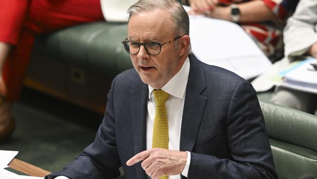 Prime Minister Anthony Albanese, by rolling two questions into one, is at risk of losing both when the community votes. Picture: Martin Ollman