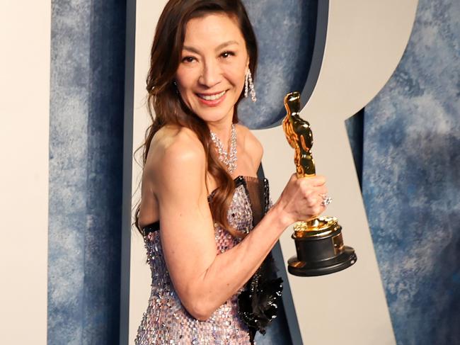 BEVERLY HILLS, CALIFORNIA - MARCH 12: Michelle Yeoh attends the 2023 Vanity Fair Oscar Party Hosted By Radhika Jones at Wallis Annenberg Center for the Performing Arts on March 12, 2023 in Beverly Hills, California. (Photo by Amy Sussman/Getty Images)