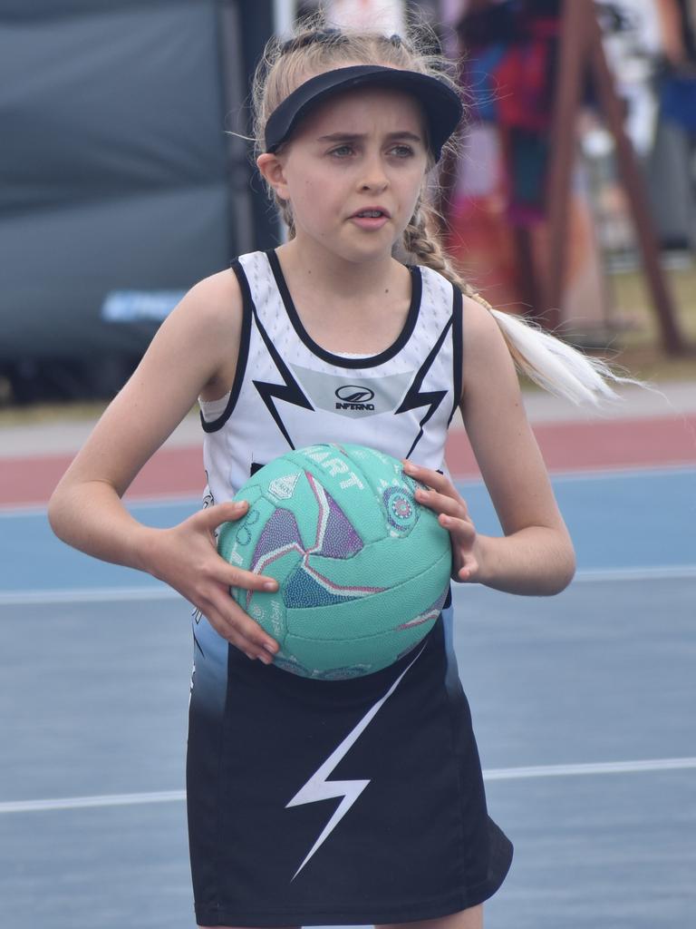 On court at the Cap Coast Junior Netball Carnival at the Barmaryee Multi Sports Precinct, Yeppoon, on August 11, 2024. Photo: Pam McKay