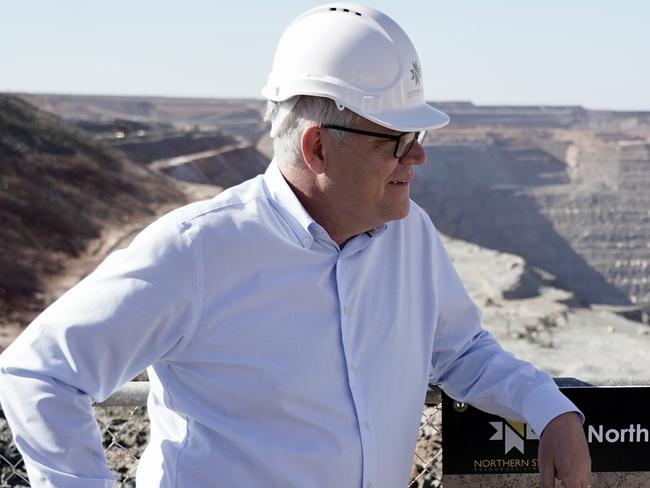 Prime Minister Scott Morrison and Rick Wilson MP, Member for O'Connor along with Mr Stuart Tonkin, Managing Director & CEO and Mr Simon Jessop Chief Operating Officer tour the Kalgoorlie Consolidated Gold Mines (KCGM) called the Super Pit and is Kalgoorlie's largest employer. Picture: Adam Taylor /PMO Supplied via NCA NewsWire