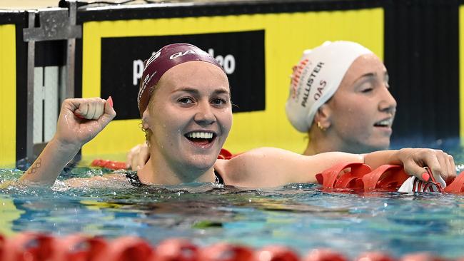 Ariarne Titmus celebrates winning the women’s 400m freestyle final. Picture: Quinn Rooney/Getty Images