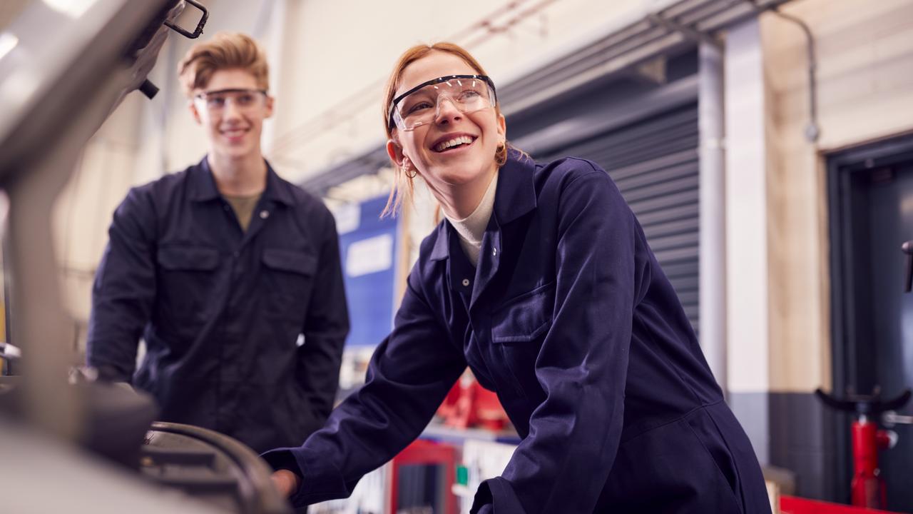 Pay for apprentice mechanics ticks up more than $100 each year through their four-year apprenticeship but starts at just $516.15 a week if they have not finished year 12. Picture: iStock