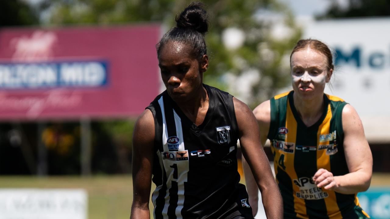 Marika Carlton playing for the Palmerston Magpies in the 2024-25 NTFL season. Picture: Jack Riddiford / AFLNT Media