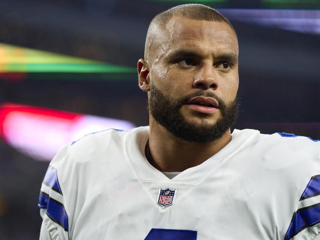 September 30, 2018: Dallas Cowboys quarterback Dak Prescott #4 signs his  jersey after an NFL football game between the Detroit Lions and the Dallas  Cowboys at AT&T Stadium in Arlington, TX Dallas