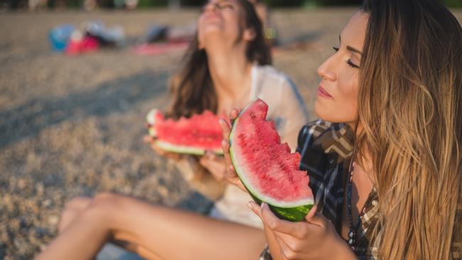 We need to ensure the system discriminates between foods that contain naturally occurring sugars as positive on the scoring index.
