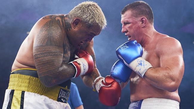 Paul Gallen proved too strong for Mark Hunt back in December.