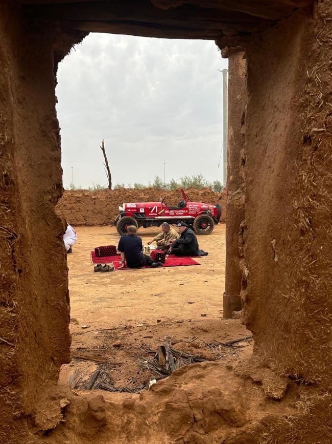 Birtles and Bean, the trip from London to Sydney with Daily Telegraph journalists Warren Brown and Matthew Benns. The pair are in Saudi Arabia crossing the desert.