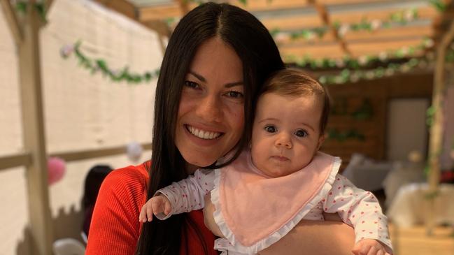 Gizem Staveley, with daughter Lila, was told she could not breastfeed at a store in Werribee Plaza.