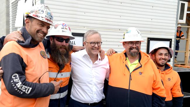 Prime Minister Anthony Albanese meets workers at the North East Link construction site at Watsonia, northeast Melbourne, on Thursday. Picture: NCA NewsWire / Andrew Henshaw