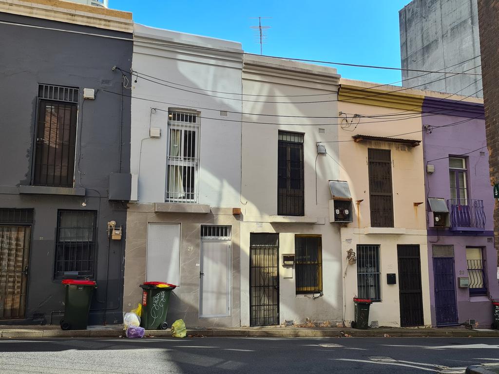 Terry St in Surry Hills today, looking towards Sophia St where the murder of Francis Charles Kennedy took place.