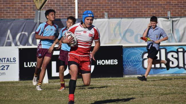 Brisbane Broncos Old Boys action: Keebra Park v Palm Beach Currumbin.