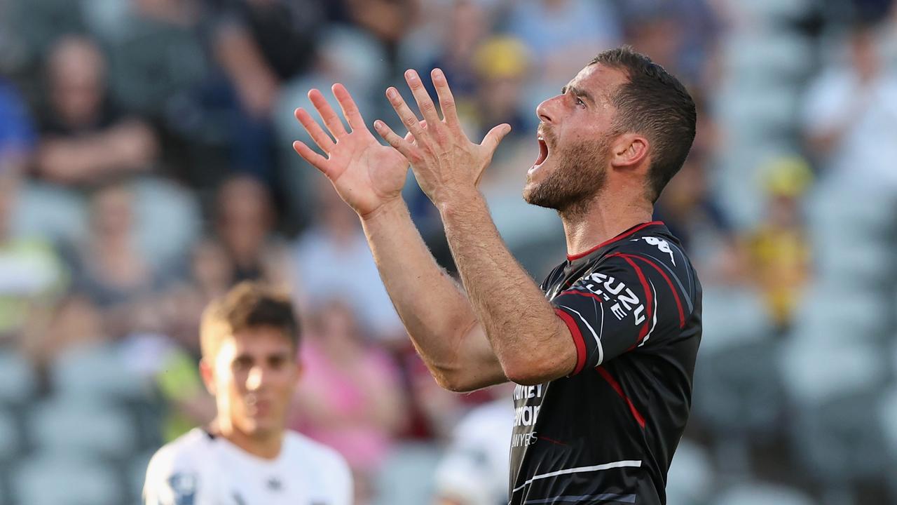 A-League players and staff have had plenty of reasons to be frustrated. (Photo by Ashley Feder/Getty Images)