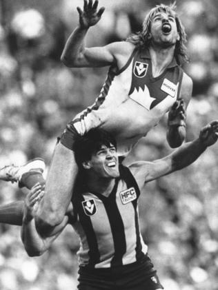 Warwick Capper - The Wiz.