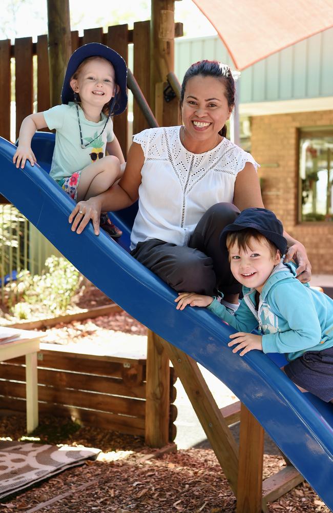 Emma Mclean Kindergarten lead educator Elizabeth Leading with Scarlett and Alexander. Picture: Lawrence Pinder