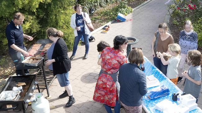 Goulburn Street Primary School will host a sausage sizzle and cake stall in West Hobart. (Pictured in 2021). Picture: Chris Kidd