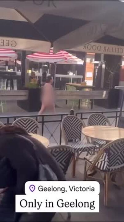 Nude woman in Geelong CBD