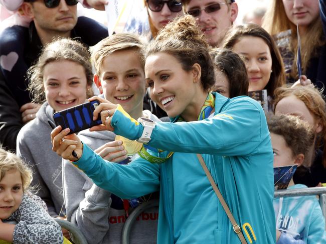 Olympic athlete Chloe Esposito with fans.