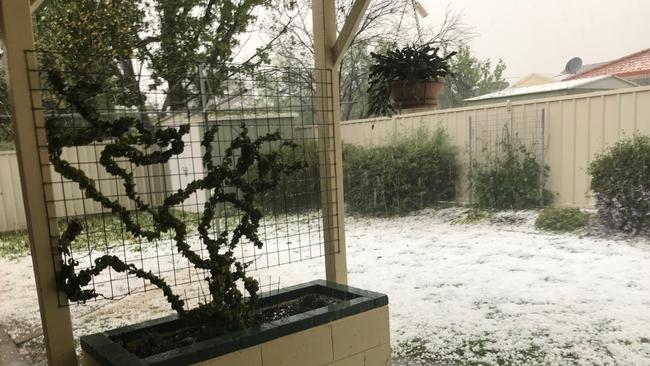 The storm hit Tamworth at about 3pm. Picture: Gerda Fitzgibbon.