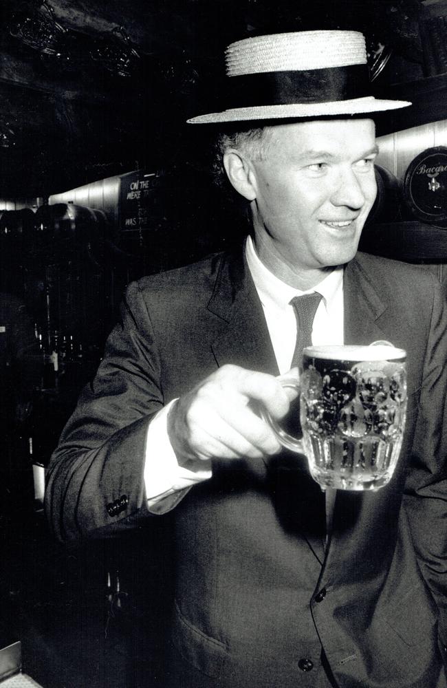 Wayne Goss at the opening of the Prince Albert bar at Jupiters Casino. His government introduced poker machines into Queensland as part of post Fitzgerald Inquiry ‘reforms’. He later admitted it was a mistake.