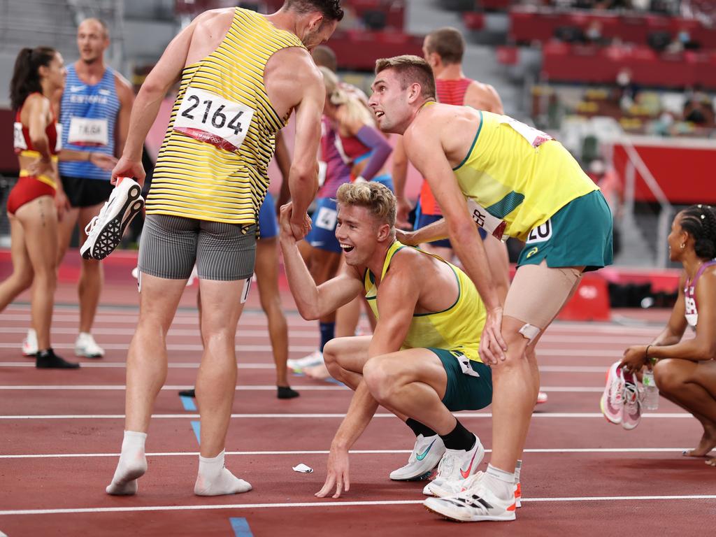 Dubler supports Moloney as he realises he’s won bronze. Picture: Getty Images