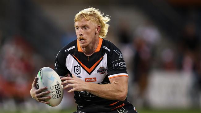 Zac Cini played four games for the Tigers in 2021, but will try and keep his career alive at the Sharks. Picture: NRL Photos.