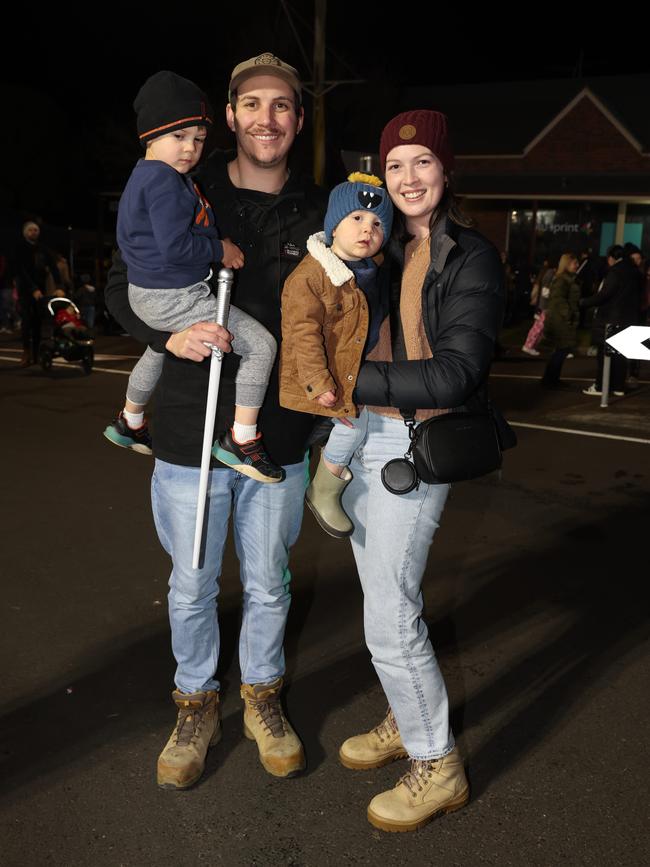 MELBOURNE, AUSTRALIA - JULY 26 2024 Boden, Aaron, Oscar and Tarnia Attend the Gippsland SnowFest held in Warragul. Picture: Brendan Beckett