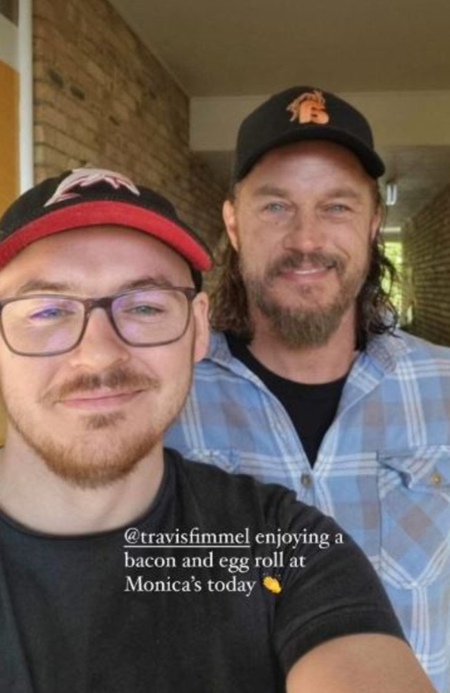 Travis Fimmel spotted at Monicas Cafe and Dining Maleny. Picture – Facebook.